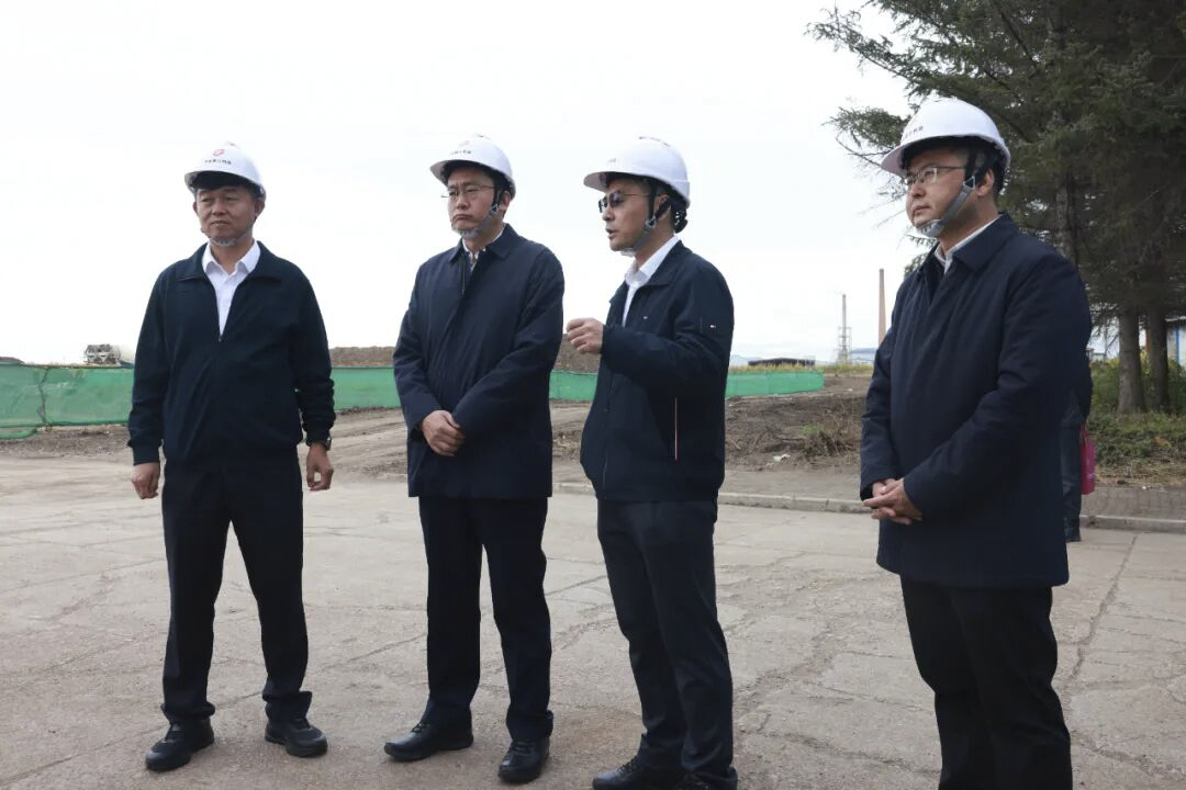 王文亮调研中食嫩江大豆产业园项目，并与黑河市委书记秦波会商项目建设提速相关事宜，嫩江市委书记崔凯参加调研
