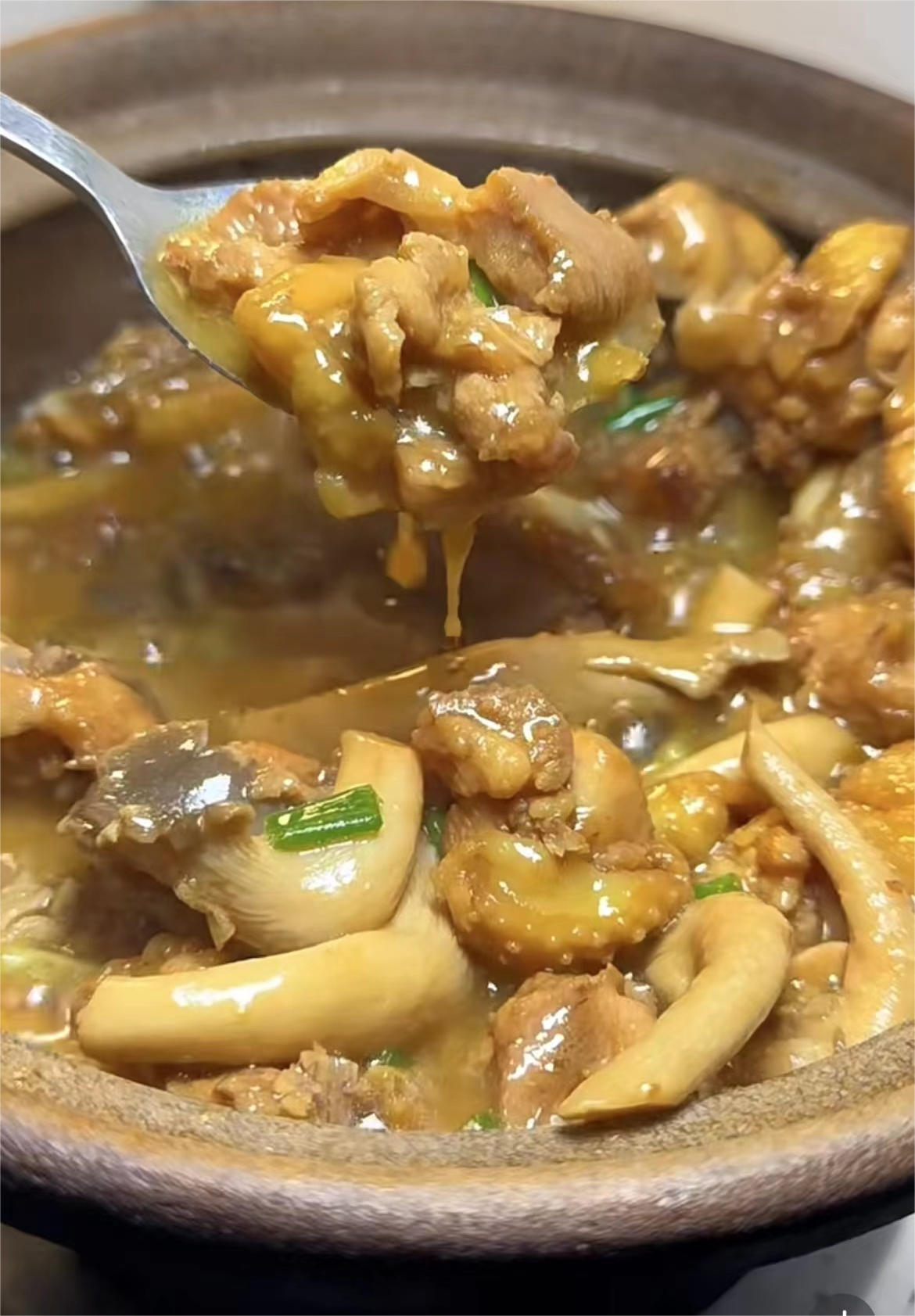 秀珍菇鸡腿堡